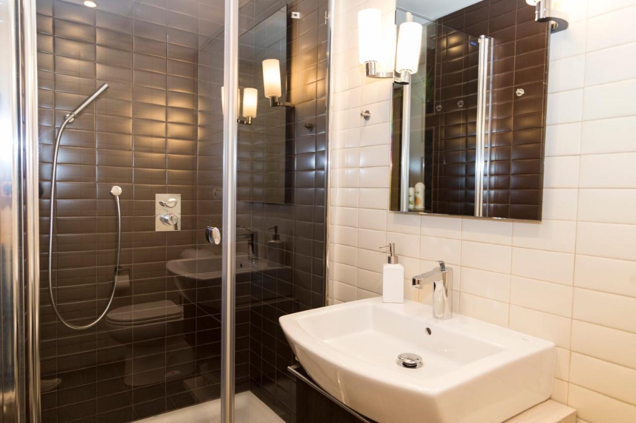 Apartamento Melina Arlu - Centro Historico มาลากา ภายนอก รูปภาพ
