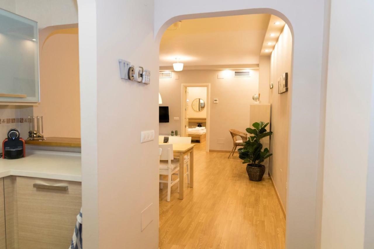 Apartamento Melina Arlu - Centro Historico มาลากา ภายนอก รูปภาพ
