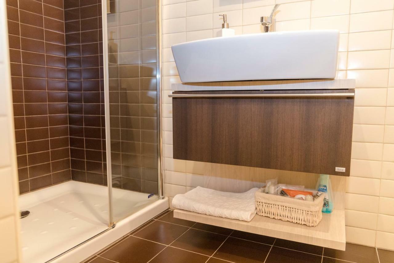 Apartamento Melina Arlu - Centro Historico มาลากา ภายนอก รูปภาพ